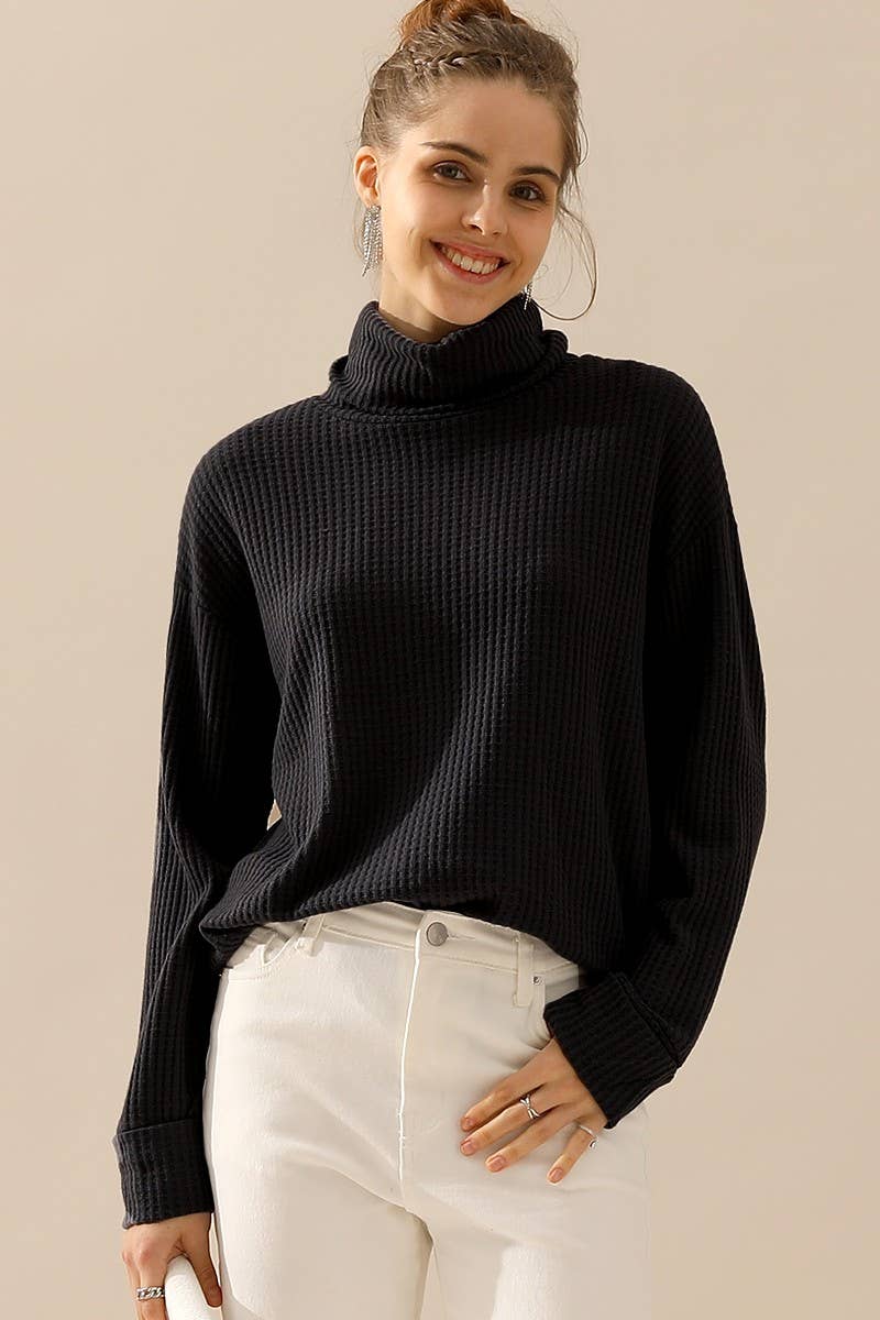 TURTLE HIGH NECK KNIT TOP