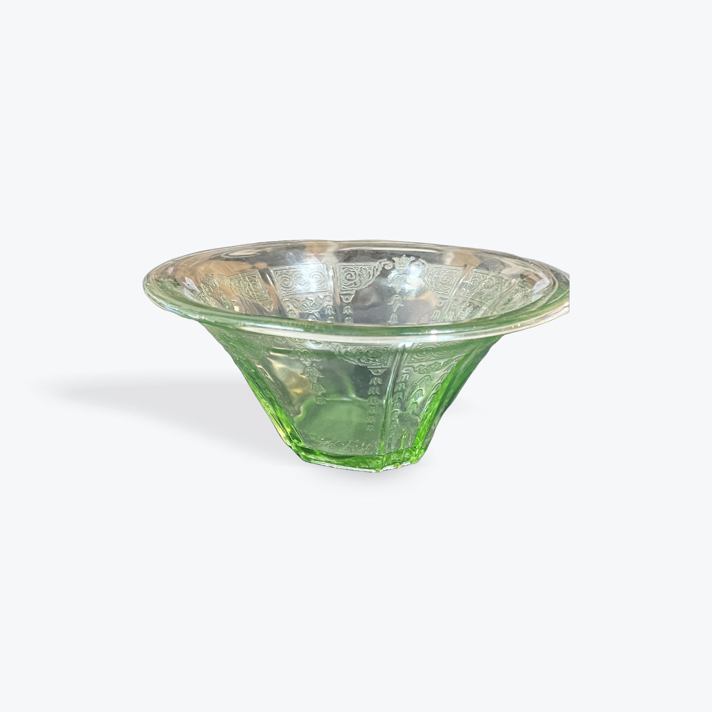Green depression, grass, 9.25 inches bowl.
