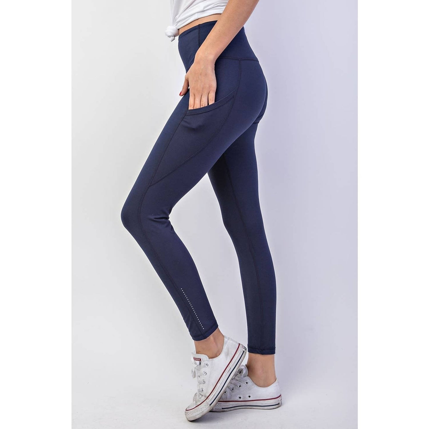 NAVY BUTTER SOFT FULL LENGTH LEGGINGS WITH REFLECTOR