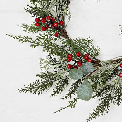 31950-18in(9)Wreath-Mix cedar w. berries, silver dollars