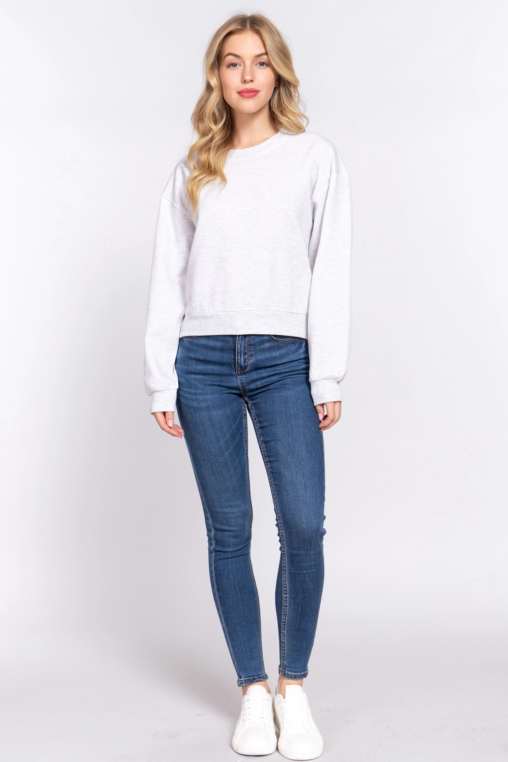 Long Sleeve Round Neck Crop Sweatshirt