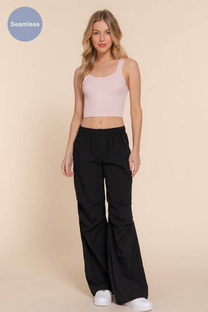 Double Scoop Neck Seamless Crop Tank Top