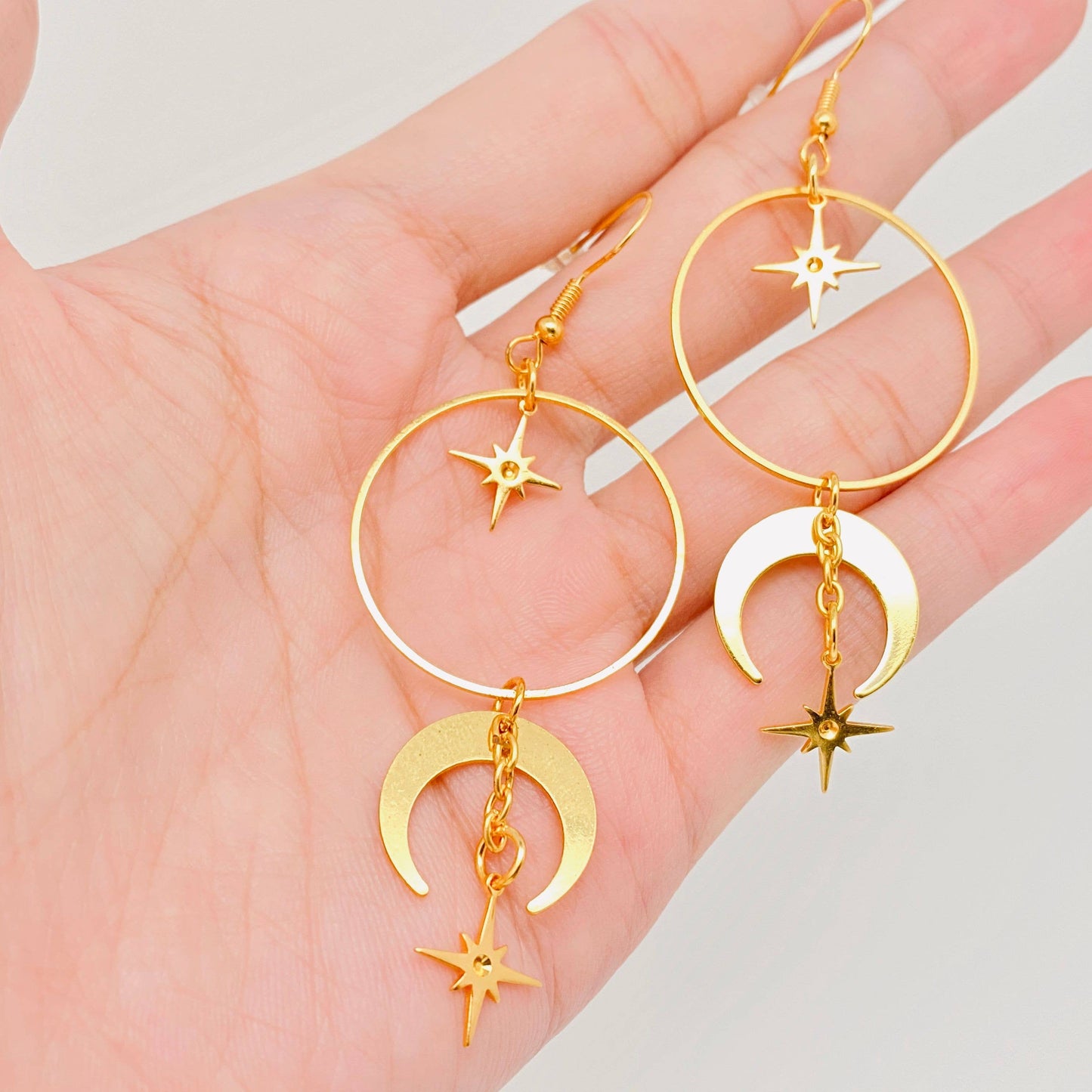 Fashion Star Moon Big Circle Earring - MS