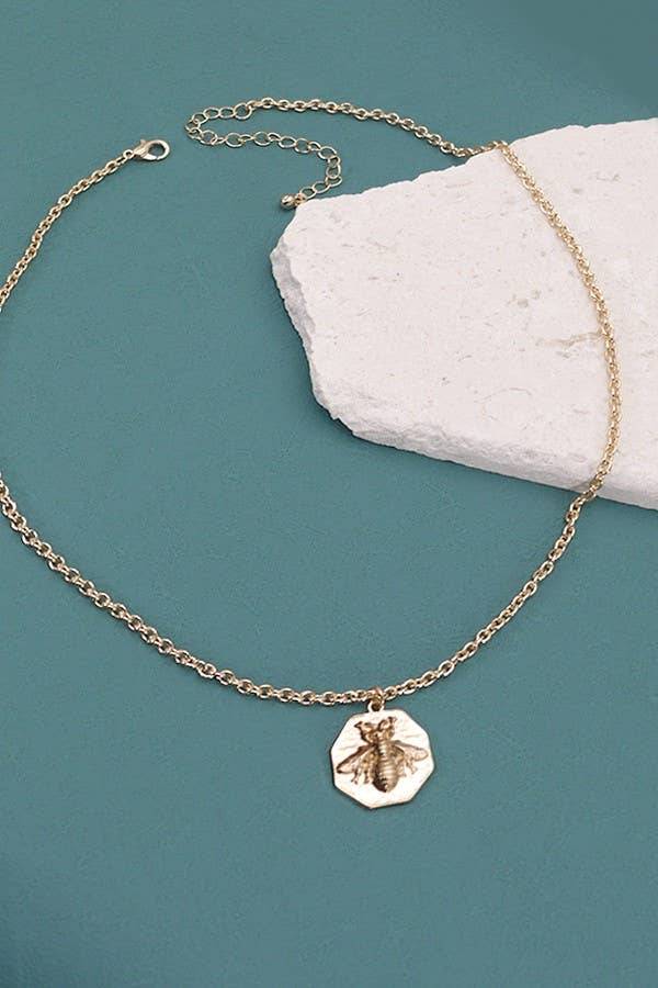 Bubble Bee Octagon Charm Necklace | 31N23235