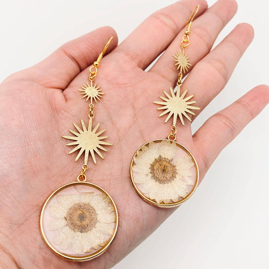Bohemian Style Daisy Real Flower Pendant Earrings - PDF