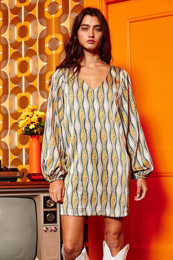 Lantern Sleeves V-neck Tunic Dress