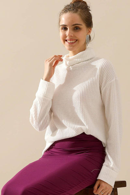 TURTLE HIGH NECK KNIT TOP
